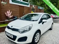 Used Kia Rio 84 HP (61 kW) 2013 White Hatchback