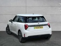 Used Mini Cooper SE Hatch 158 kW (215 HP) 2025 White Hatchback