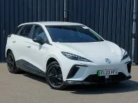Used MG MG4 EV SE 125 kW (170 HP) 2023 White Hatchback