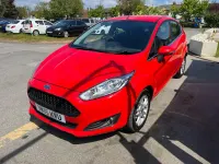 Second-hand Ford Fiesta Zetec 100 CP (73 kW) 2014 Roșu Hatchback