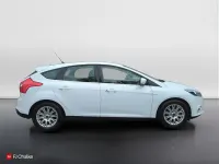 Używany Ford Focus Titanium 125 KM (91 kW) 2011 Biały Hatchback