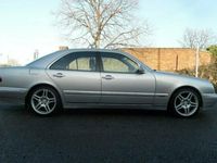 Begagnad Mercedes E200 Classic 2001 Sedan