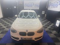 Used BMW 118 Sport Line 2013 White Hatchback