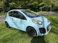 Usado Citroën C1 68 HP (50 kW) 2014 Azul Citadino