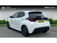 Used Toyota Yaris Design 116 HP (85 kW) 2023 White Hatchback
