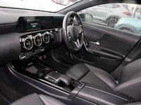 Begagnad Mercedes A200 150 HK (110 kW) 2020 Svart Halvkombi