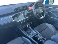 Używany Audi Q3 S-Line 2018 Niebieski SUV