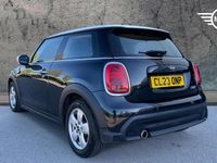 Usado Mini Cooper Classic 134 HP (98 kW) 2023 Preto Citadino