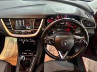 Second-hand Vauxhall Grandland X S 130 CP (95 kW) 2019 Roșu SUV