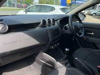 Second-hand Dacia Duster Comfort 115 CP (84 kW) 2019 Albastru SUV