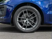 Used Porsche Macan 261 HP (191 kW) 2024 Blue SUV