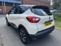 Used Renault Captur Dynamique 90 HP (66 kW) 2016 Cream/black SUV