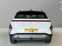 Used Hyundai Kona Advanced 138 HP (101 kW) 2025 White SUV
