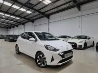 Used Hyundai i10 Advanced 2024 White Hatchback