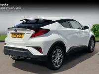 Used Toyota C-HR 122 HP (89 kW) 2022 White SUV