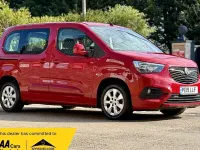 Second-hand Vauxhall Combo S 110 CP (80 kW) 2019 Roșu Monovolum