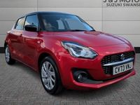 Begagnad Suzuki Swift SZ-T 83 HK (61 kW) 2023 Röd Halvkombi
