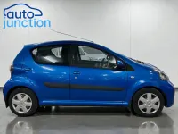 Begagnad Toyota Aygo 68 HK (50 kW) 2010 Blå Halvkombi