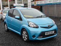 Used Toyota Aygo Style 68 HP (50 kW) 2014 Blue Hatchback