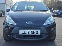 Używany Ford Ka Zetec 69 KM (50 kW) 2016 Czarny Hatchback