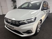 Used Dacia Sandero Essentiel 91 HP (66 kW) 2024 White Hatchback