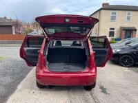 Used Nissan Note Tekna 110 HP (80 kW) 2010 Red Hatchback