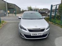 Usado Peugeot 308 Allure 120 HP (88 kW) 2014 Prateado Citadino