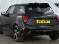 Used Mini Cooper Hatch 154 HP (113 kW) 2024 Black Hatchback
