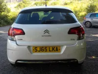 Used Citroën C4 Flair 120 HP (88 kW) 2015 White Hatchback