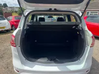 Used Ford B-MAX Zetec 105 HP (77 kW) 2013 White MPV