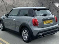 Gebraucht Mini Cooper Classic 134 PS (98 kW) 2022 Grau Kleinwagen