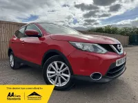 Used Nissan Qashqai Acenta 115 HP (84 kW) 2015 Red SUV