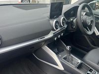 Begagnad Audi Q2 S-Line 150 HK (110 kW) 2026 Grå SUV