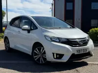 Używany Honda Jazz EX 102 KM (75 kW) 2017 Biały Hatchback