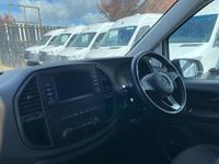 Used Mercedes Vito Progressive 160 HP (117 kW) 2021 White Van
