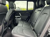 Used Land Rover Defender SE Dynamic 404 HP (297 kW) 2024 Metallic  santorini black SUV