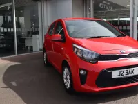 Usado Kia Picanto 84 HP (61 kW) 2019 Vermelho Citadino