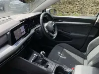 Second-hand VW Golf VIII 130 CP (95 kW) 2023