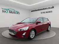 Used Ford Focus Titanium 125 HP (91 kW) 2019 Red Hatchback
