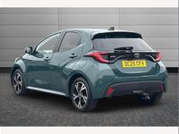 New Toyota Yaris Hybrid Design 116 HP (85 kW) 2025 Green Hatchback