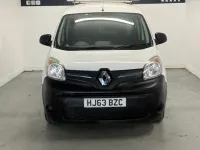 Usado Renault Kangoo 44 kW (60 CV) 2013 Blanco Monovolumen