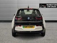 Używany BMW i3 Comfort Edition 125 kW (170 KM) 2022 Biały Hatchback