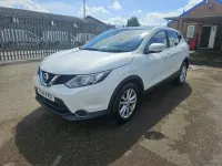 Used Nissan Qashqai Acenta Premium 110 HP (80 kW) 2014 White SUV