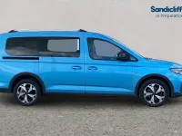 Używany Ford Tourneo Active 122 KM (89 kW) 2023 Niebieski Kombi