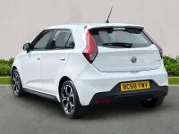 Używany MG MG3 Exclusive 106 KM (77 kW) 2019 Biały Hatchback