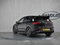 Usado VW Golf VIII GTI 300 CV (220 kW) 2023 Negro Utilitario