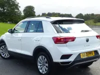 Usado VW T-Roc SE 110 HP (80 kW) 2021 SUV
