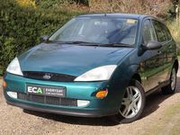 Used Ford Focus 100 HP (73 kW) 2001 Green Sedan