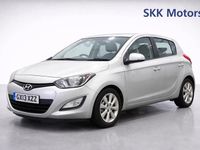 Used Hyundai i20 Active 101 HP (74 kW) 2013 Silver Hatchback
