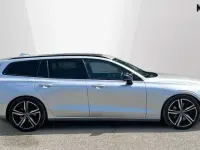 Usado Volvo V60 R-Design 247 HP (181 kW) 2020 Carrinha